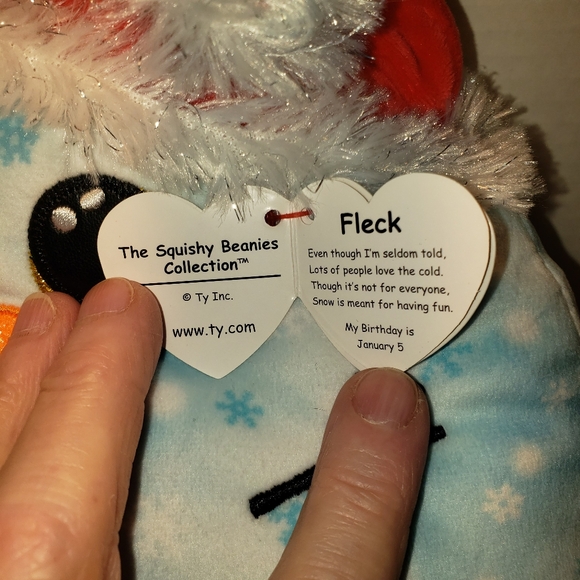 Super Cute Ty Squishy Beanies Collection "Fleck" the Snowman - Picture 10 of 11
